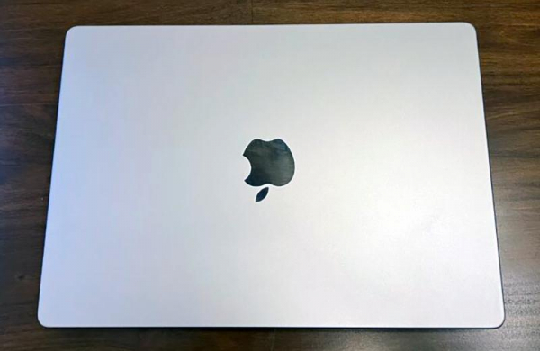 Обзор Apple MacBook Pro 14 (2021): самый мощный ноутбук для профессионалов