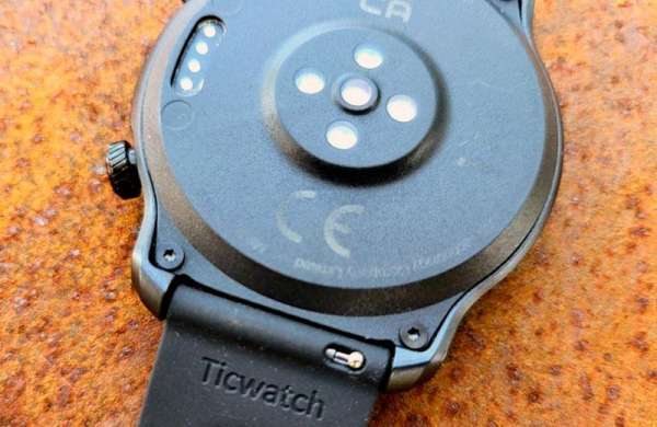 Обзор TicWatch Pro 3 Ultra GPS умных часов с защищённым корпусом