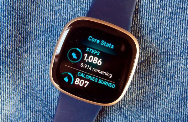 Обзор Fitbit Versa 3: альтернатива Apple Watch для Android