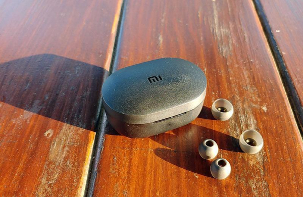 Обзор Xiaomi Mi True Wireless Earbuds Basic 2S недорогих TWS беспроводных наушников