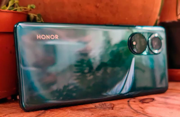 Обзор смартфона Honor 50: возвращение старого бренда в новом виде