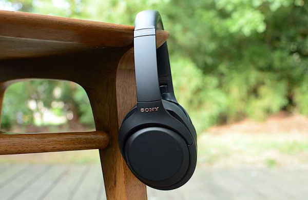 Обзор Sony WH-1000XM4: лучшие наушники стали ещё лучше