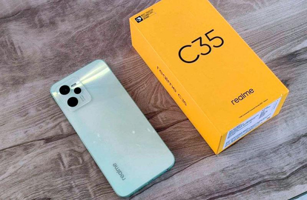 Обзор Realme C35: недорогой смартфон с привлекательным дизайном и слабыми компонентами