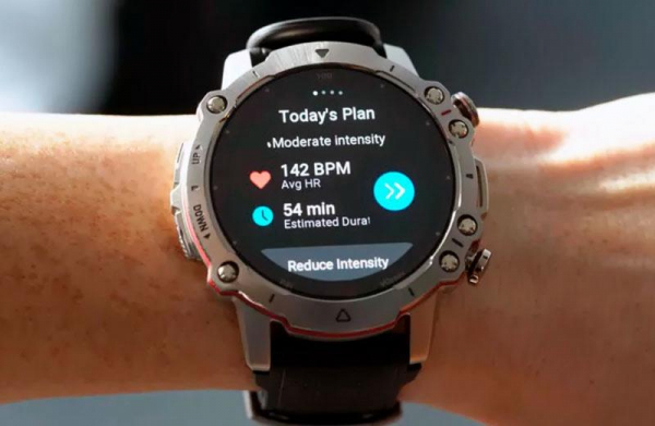 Обзор Amazfit Falcon: мультиспортивных умных часов премиального уровня