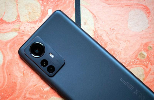 Обзор Xiaomi 12 Pro: самый плавный и производительный смартфон Xiaomi