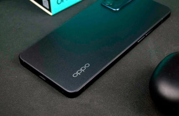 Обзор смартфона Oppo Reno 6 5G: универсального и не примечательного