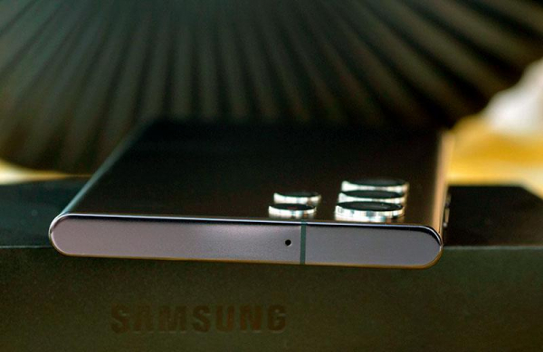 Обзор Samsung Galaxy S22 Ultra: самый лучший флагманский смартфон корейцев