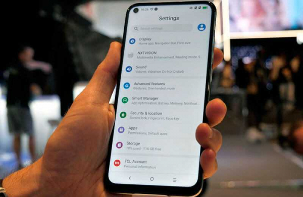 Обзор TCL Plex: многообещающий дебютный смартфон