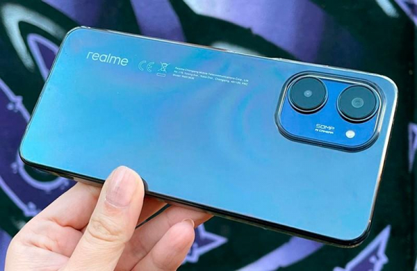 Обзор Realme 10: недорого смартфона с приятным соотношением цены и качества