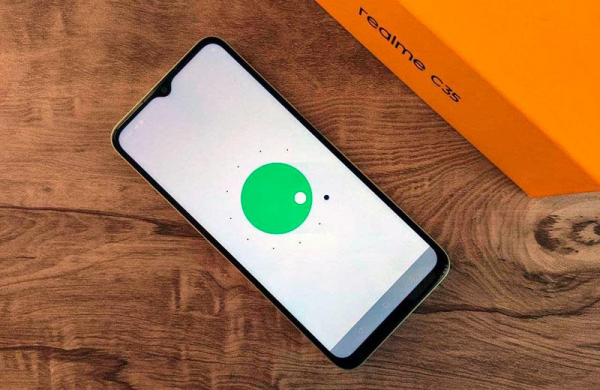 Обзор Realme C35: недорогой смартфон с привлекательным дизайном и слабыми компонентами