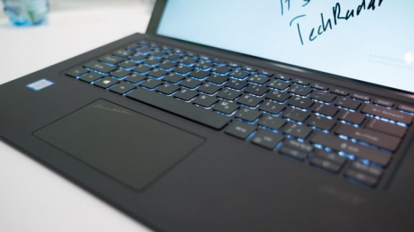 Предварительный обзор Acer Switch 7 Black Edition